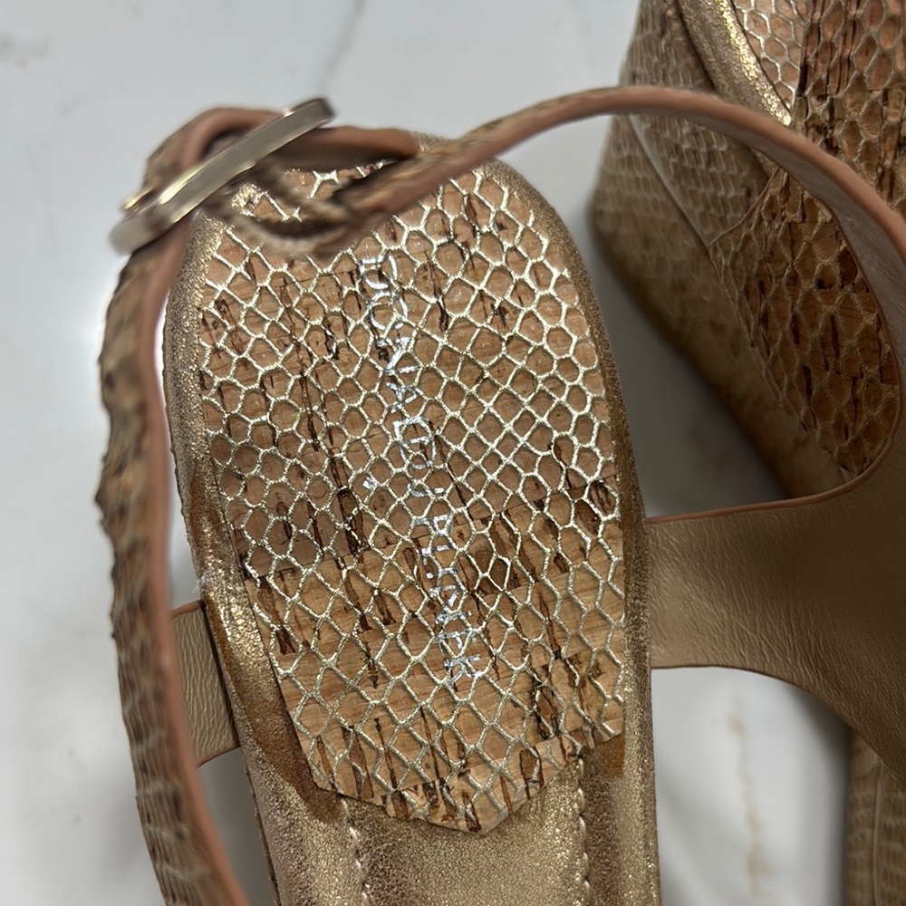 Donald J. Pliner Tan Wedge Shoes - Picture 5 of 17